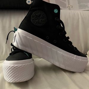 Converse Chuck Taylor All Star Lift 2X Platform Crafted Canvas Sneakers Size 7.5